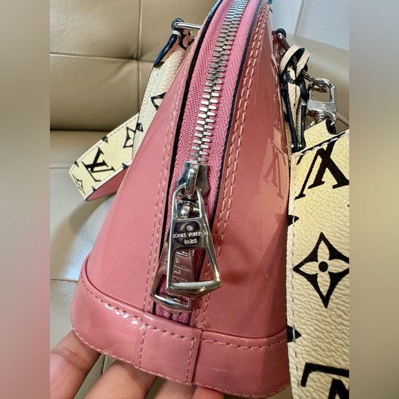 Louis Vuitton▪️Limited Edition Alma BB bag rose pink - Picture 7 of 15